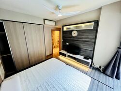 The Vales (D19), Condominium #448412111